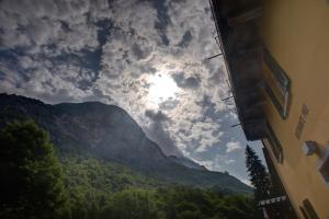 Üldine mäevaade või majutusasutusest MyVerzasca Resort Ai piee pildistatud vaade