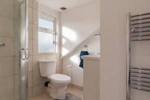 Gambar di galeri bagi Studio flat 15 min from Greenwich ( en-suite) di Plumstead