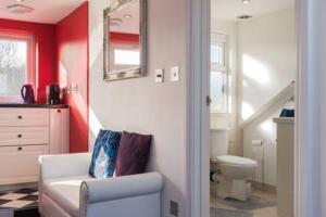 Gambar di galeri bagi Studio flat 15 min from Greenwich ( en-suite) di Plumstead