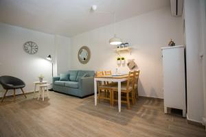 Posezení v ubytování Cozy Coastal apartment GaMa