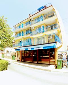 Budova, kde se hotel nachází