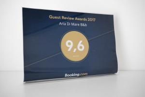 Certifikát, hodnocení, plakát nebo jiný dokument vystavený v ubytování Aria Di Mare B&b