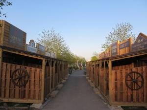 米尔顿凯恩斯Adventurer's Village Milton Keynes的相册照片