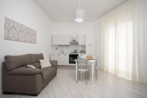 Kuchyň nebo kuchyňský kout v ubytování Aria Di Mare B&b
