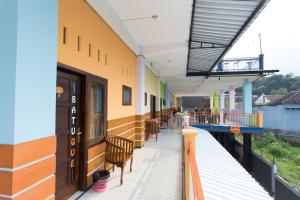 Rõdu või terrass majutusasutuses Batuque Town Villa