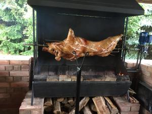 Attrezzature per barbecue disponibili per gli ospiti dell'hotel