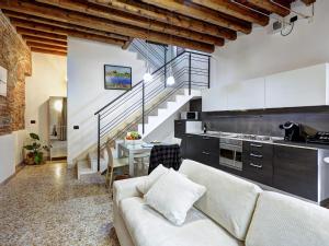 Kuchyň nebo kuchyňský kout v ubytování Residence Le Bugne