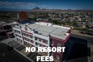 a building with a sign that says no resort fees at Skyline Hotel and Casino in Las Vegas