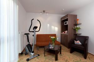 Phòng/tiện nghi tập thể dục tại Hotel Aviva