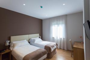 Gallery image of Hotel A Roldana in Narón