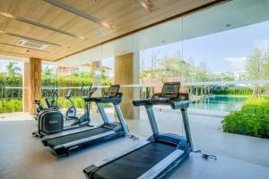 Fitness centrum a/nebo fitness zařízení v ubytování Veranda Residence Pattaya by IN