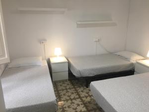 Imagen de la galería de Barcelona 4 Fun Hostel, en Barcelona 37 fotos más