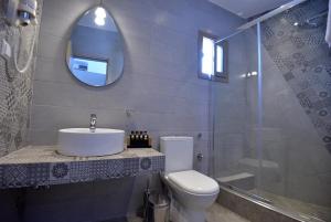 Aqua Marine tesisinde bir banyo