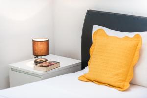 Posteľ alebo postele v izbe v ubytovaní Beach Lapad Apartment Villa Tolja
