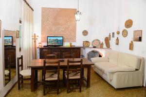 TV a/nebo společenská místnost v ubytování Villa Margherita