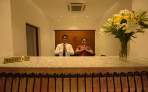 Gestir sem dvelja á Hotel Nippon Colombo