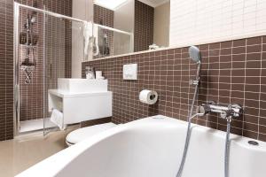 Koupelna v ubytování Dream Hotel