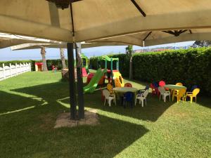Zahrada ubytování Arcomagno Beach Resort