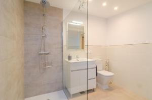 A bathroom at Es Pont Den Teulari Nou