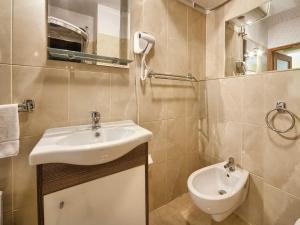 Kúpeľňa v ubytovaní VisitZakopane - Apartament Pistacjowy
