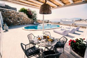 Stunning Villa 4BR in Mykonos 내부 또는 인근 수영장
