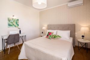 Postel nebo postele na pokoji v ubytování Villa Annaset + 25 fotografií