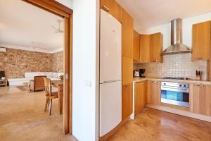 Gallery image of Can Mares in Cala Tarida