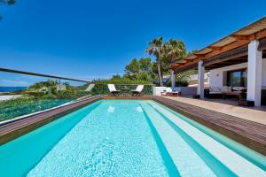 Gallery image of Can Mares in Cala Tarida