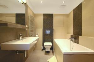 Koupelna v ubytování Hotel Gól garni