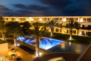 Bassein majutusasutuses Hotel Dunas de Sal või selle lähedal