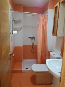 ห้องน้ำของ Apartamento Costa de Lugo