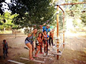 Παιδιά που μένουν στο Centro de Naturaleza Cañada Verde "el Parque de Naturaleza con mas experiencias de Andalucía"