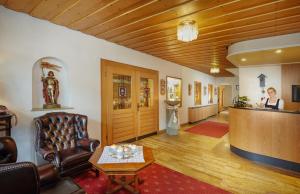 The lobby or reception area at Hotel Restaurant Lindenhof