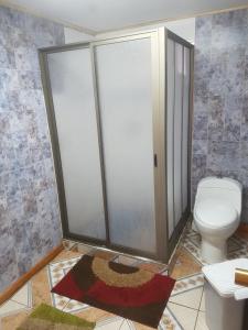 Koupelna v ubytování Cabaña Tongariki