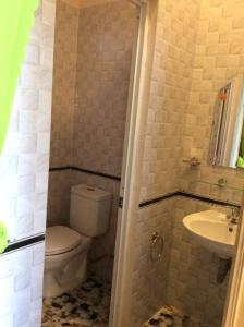 Koupelna v ubytování Homestay Hoang Vy