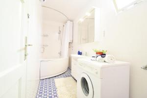 Kúpeľňa v ubytovaní Apartments Odrina