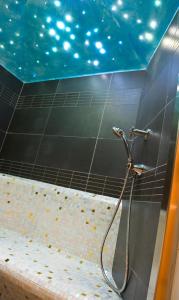Vannituba majutusasutuses Hotel Garni La Vigna - Adult Friendly