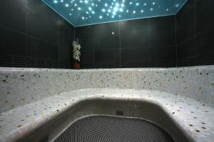 Vannituba majutusasutuses Hotel Garni La Vigna - Adult Friendly