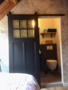 Koupelna v ubytování B&B De Pastorie bij Dokkum