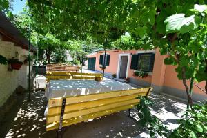 Vonkajšia záhrada v ubytovaní Apartments Odrina