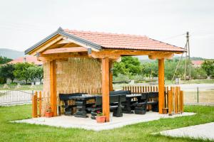 Nespecifikovaný výhled na hory nebo výhled na hory při pohledu z apartmánu