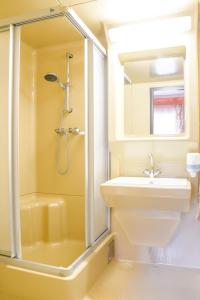 Phòng tắm tại Hotel Gell
