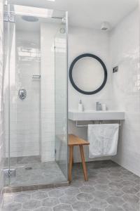 Łazienka w obiekcie Livemalaga Centro Suites