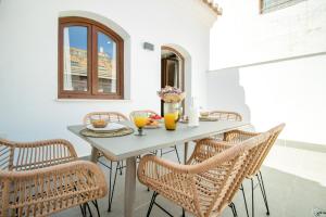 Zdjęcie z galerii obiektu Livemalaga Centro Suites w Maladze