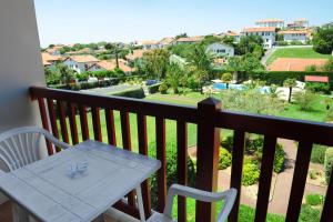 Hotel & Appartements Gochoki的阳台或露台