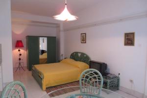 Posteľ alebo postele v izbe v ubytovaní Apartment Petrinic V + 37 fotografií