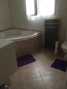Kúpeľňa v ubytovaní B&B Macchia Verdata avec piscine