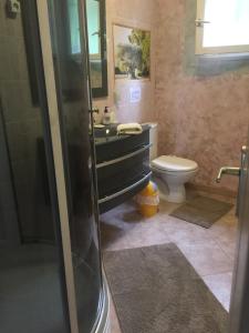 Kúpeľňa v ubytovaní B&B Macchia Verdata avec piscine