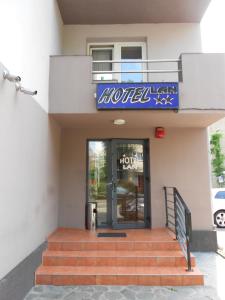 Φωτογραφία από το άλμπουμ του Hostel Lan σε Oradea +32 φωτογραφίες