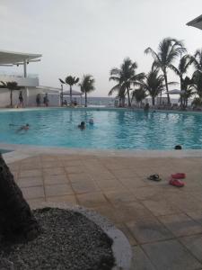 Bazén v ubytování Habitacion en Sol Dominicus solo adultos nebo v jeho okolí